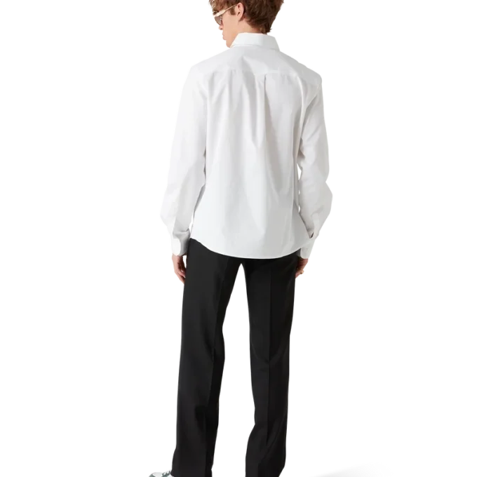 Besticktes orangefarbenes Oxford-Hemd