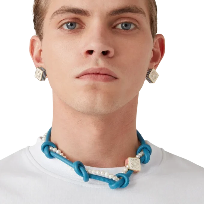 Blaue Knoten-Halskette