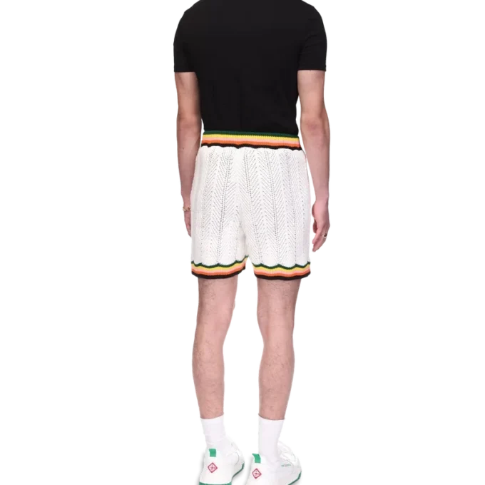 Chevron-Spitzen-Shorts