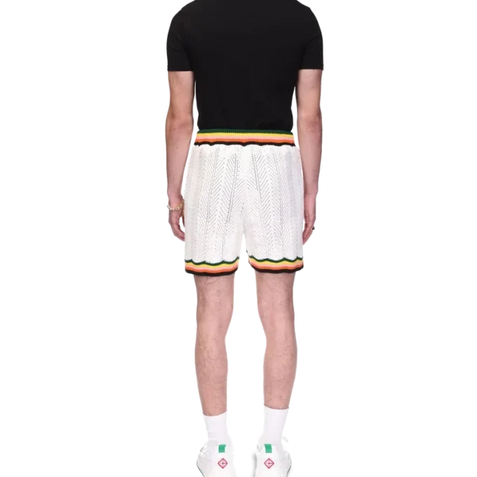 Chevron-Spitzen-Shorts