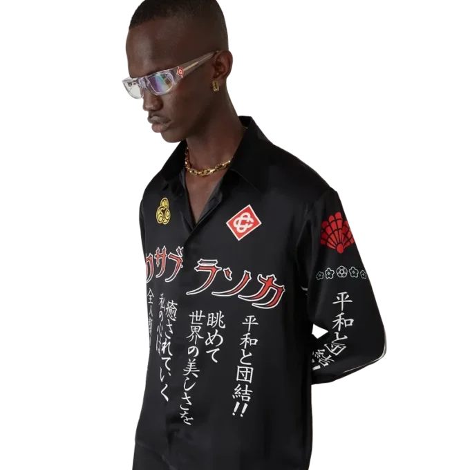 Emblem Langarmhemd aus Seidensatin