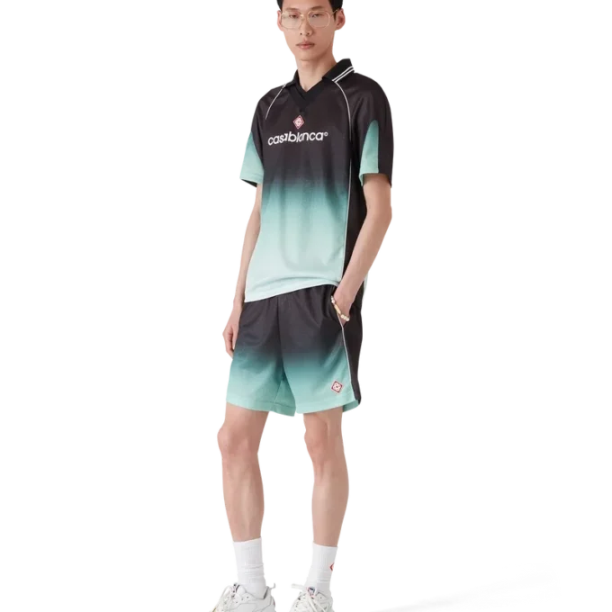 Fußballhemd mit kurzen Ärmeln und Jacquard-Monogramm mit Farbverlauf Fußballhemd mit kurzen Ärmeln und Jacquard-Monogramm mit Farbverlauf