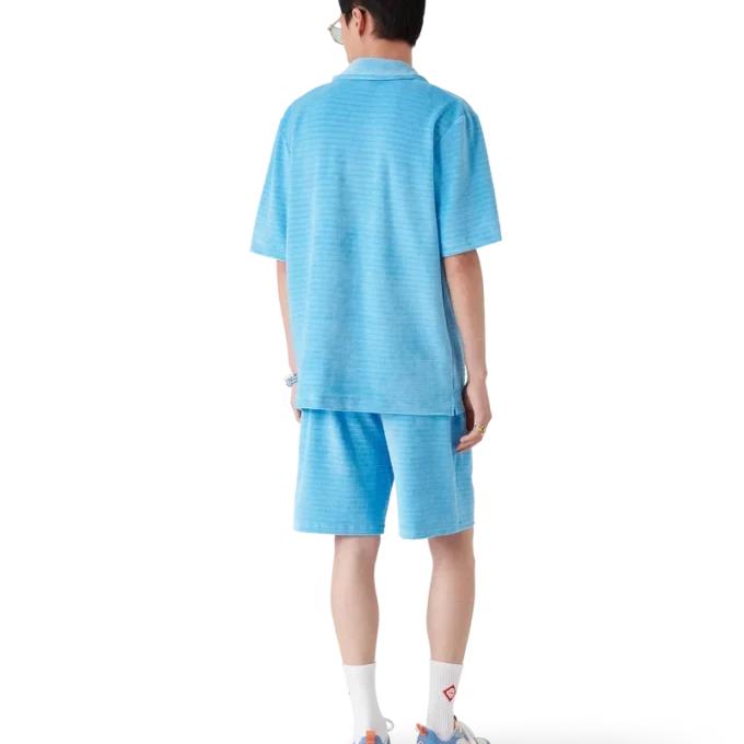 Gestreiftes Kurzarm-Shorts-Hemd aus Velours