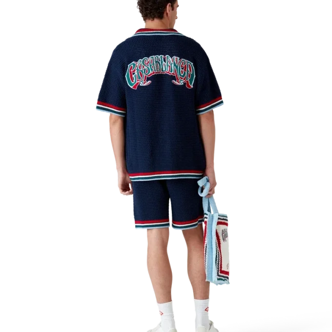 Gothic-Häkelhemd Gothic-Häkelhemd