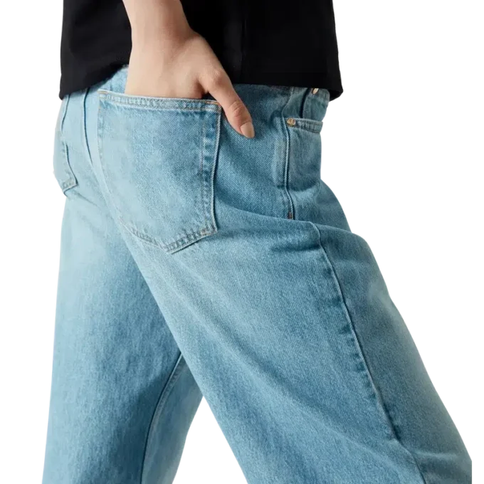 Graffiti-Jeans im Used-Look