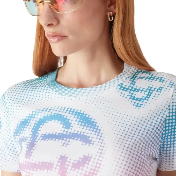 Halftone Logo Fitted Kurzarm-T-Shirt Halftone Logo Fitted Kurzarm-T-Shirt