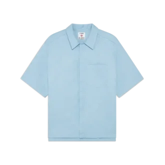 Hellblaues Monogramm-Kurzarmhemd