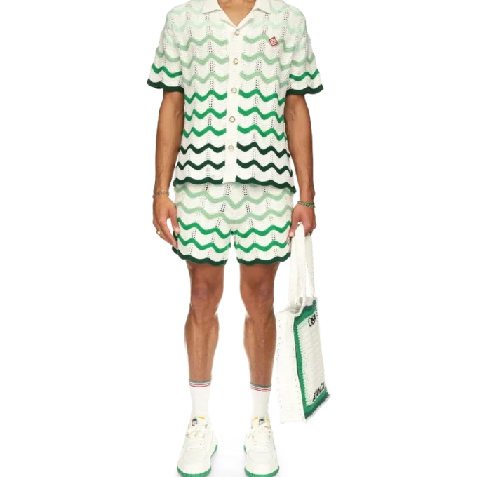 Häkel-Shorts mit wellenförmigem Farbverlauf