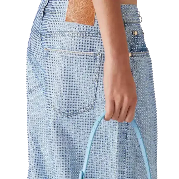 Jeans mit Kristallverzierung Jeans mit Kristallverzierung