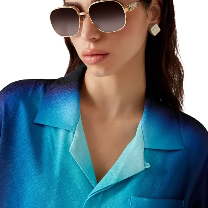 Kurzärmeliges Seidenhemd mit Farbverlauf Kurzärmeliges Seidenhemd mit Farbverlauf