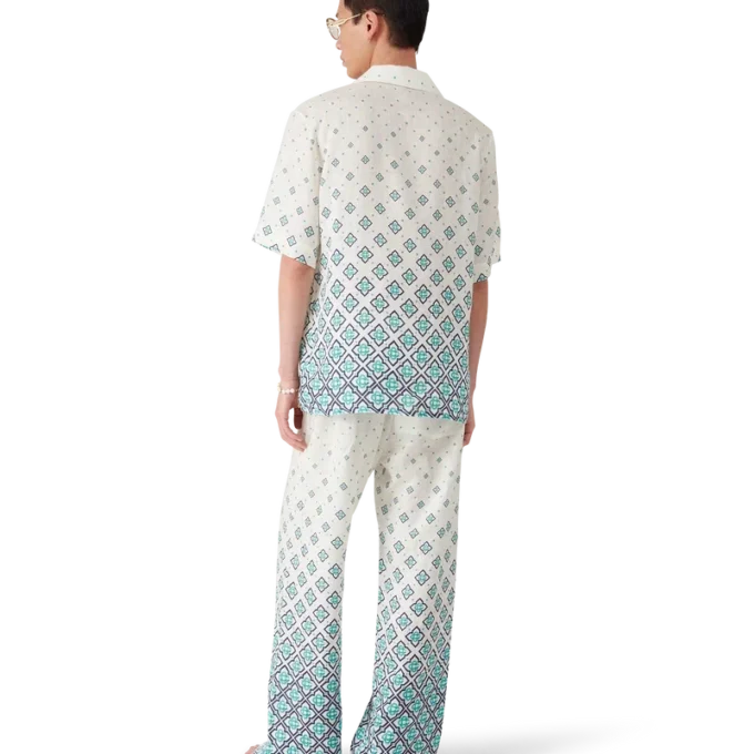 Leinenhemd mit Monogramm-Farbverlauf