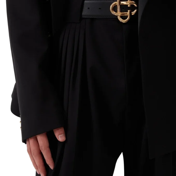 Maßgeschneiderte Hose aus Wolle mit fünf Falten