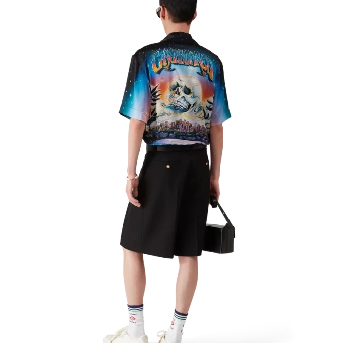 Maßgeschneiderte Shorts aus Wolle mit Falten