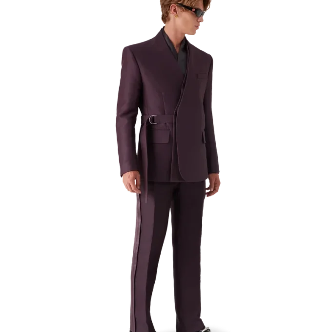 Maßgeschneiderte Wickeljacke aus Woll-Seiden-Mischung