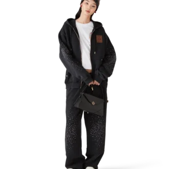 Mütze mit gotischen Kristallverzierungen