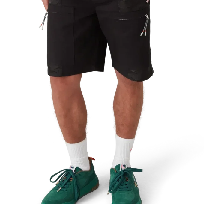 Nylon-Cargo-Shorts im Mountain-Camo-Design