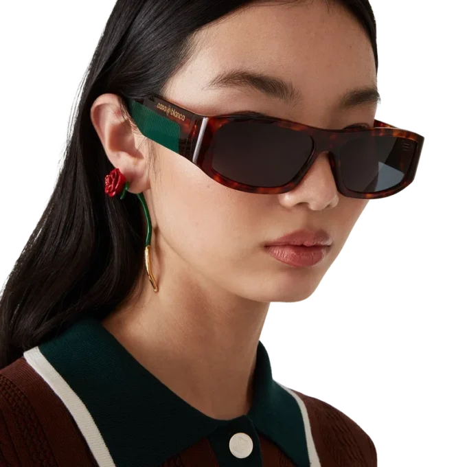 Rechteckige Sonnenbrille in Schildpattoptik Rechteckige Sonnenbrille in Schildpattoptik