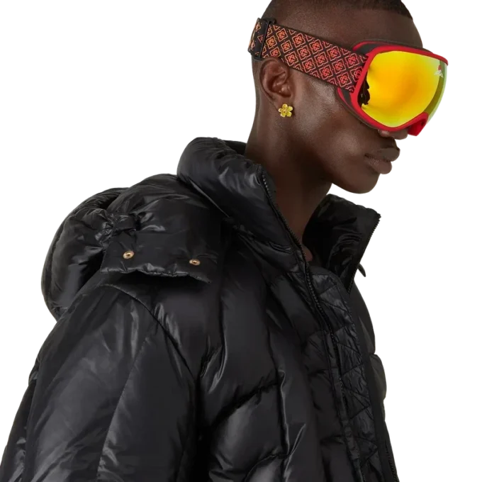 Rote & orangefarbene Ski-Brille mit Farbverlauf