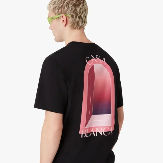 Schwarzes Arches-T-Shirt mit kurzen Ärmeln