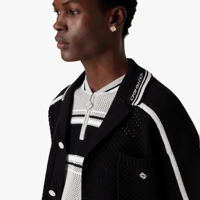 Schwarzes Kurzarm-Mesh-Hemd Schwarzes Kurzarm-Mesh-Hemd