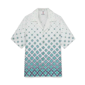 Seidenhemd mit Monogramm und Farbverlauf in Shorts-Form