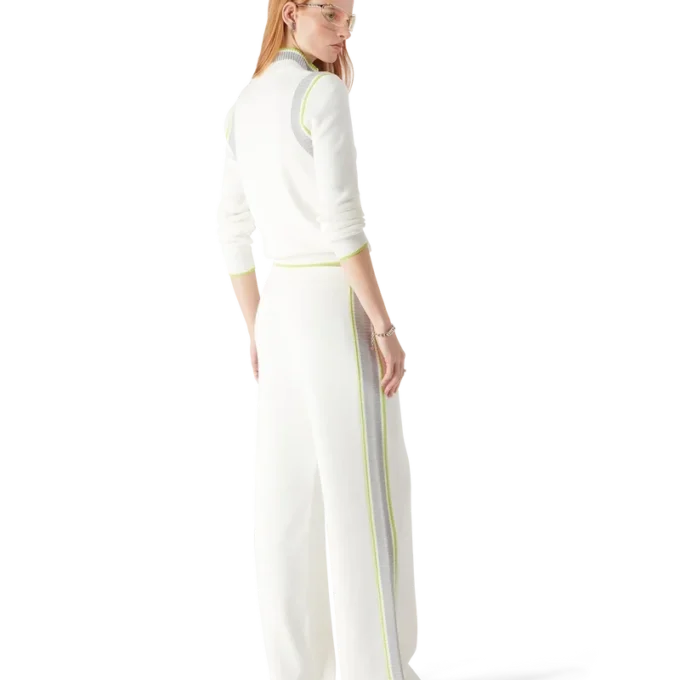 Tenniskleidung mit Reißverschluss