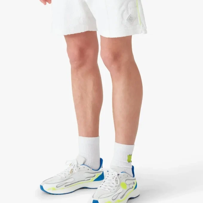 Weiße Monogram-Shorts aus Frottee Weiße Monogram-Shorts aus Frottee