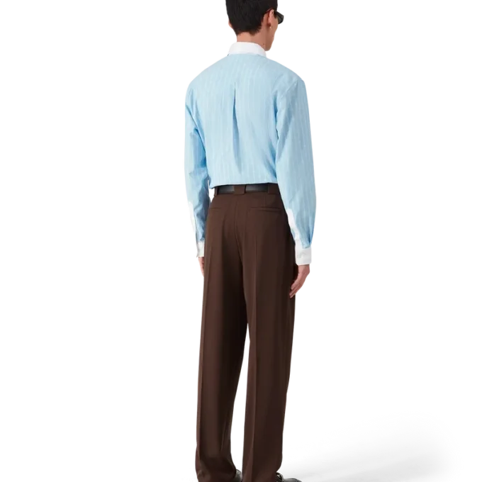 Wollhose mit fünf Bundfalten Wollhose mit fünf Bundfalten